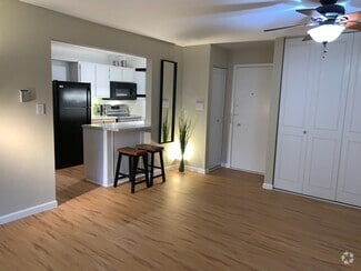 Building Photo - 2227 Canyon Blvd