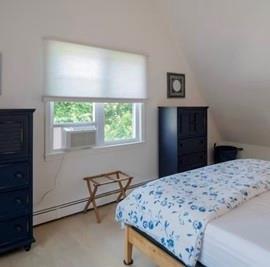 Building Photo - 157 Tuckerman Ave