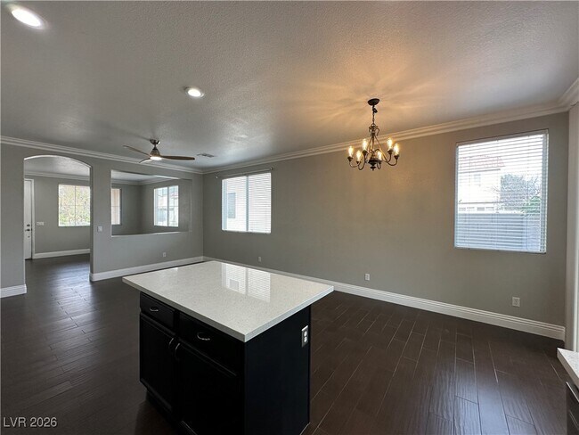 Building Photo - 5648 Deer Run Ct