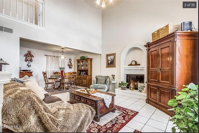 Building Photo - 5245 Roger Maris Dr