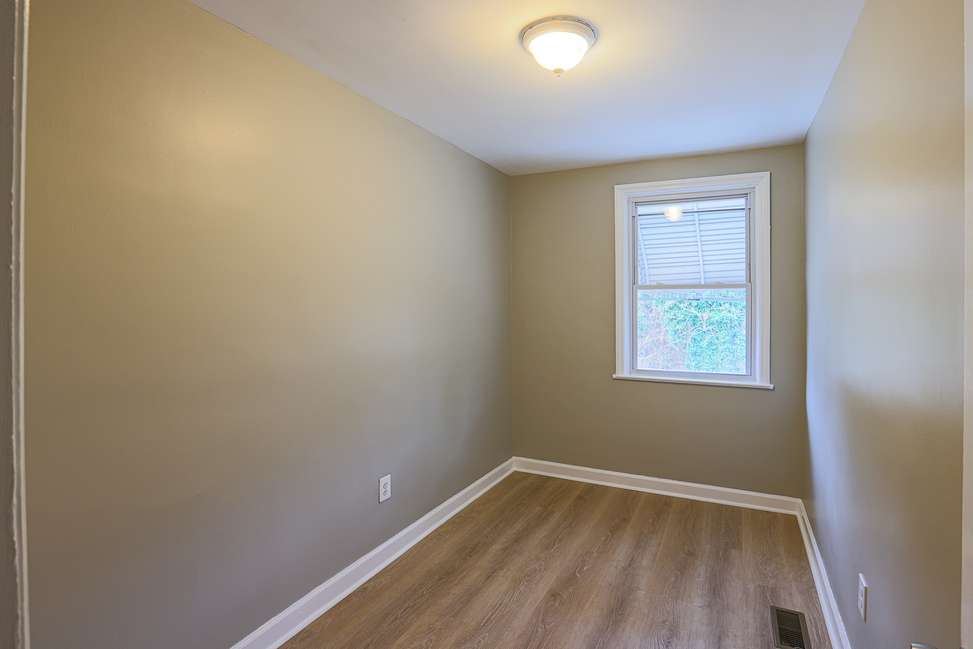 Building Photo - 2454 Terra Firma Rd