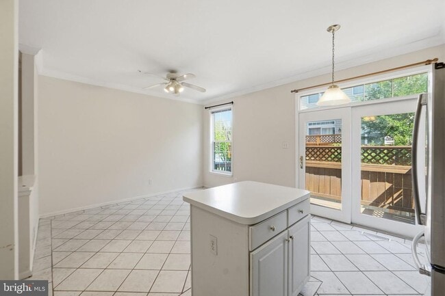 Building Photo - 9702 Athletic Way