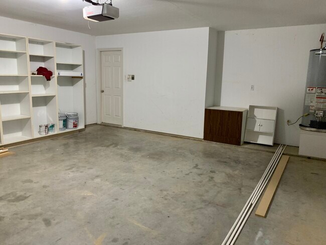 Building Photo - 1709 Southridge Ln