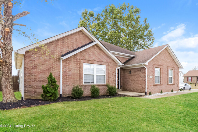 Building Photo - 3000 Barlows Brook Rd