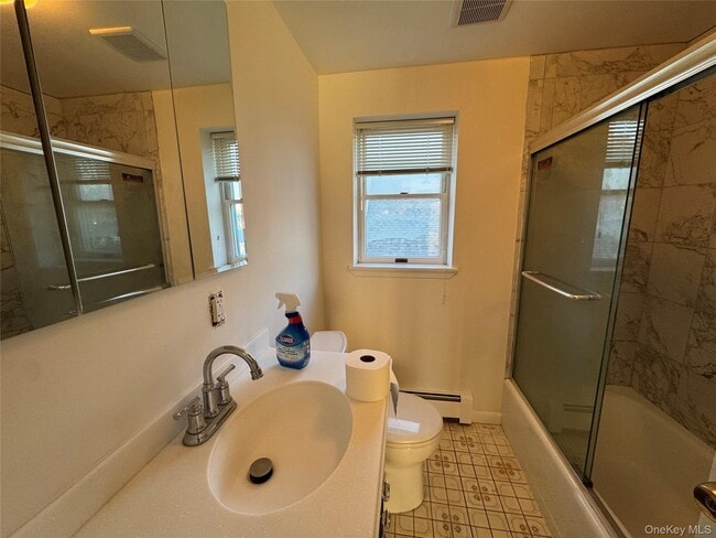 Building Photo - 906 Polk Ave