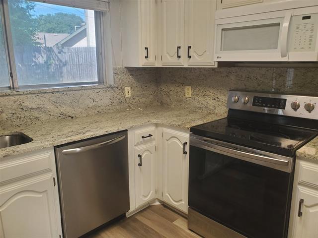 Building Photo - 3609 Palomino Dr