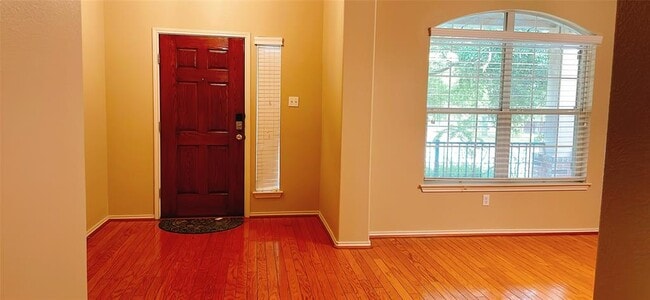 Building Photo - 2705 Blackstone Cove