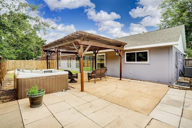 Building Photo - 3111 Oyster Cove Dr