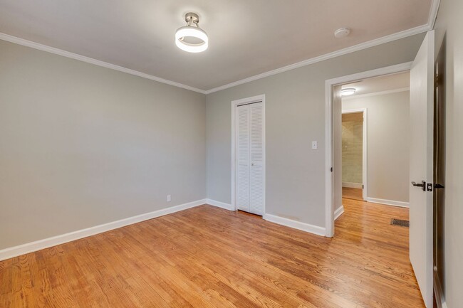 Building Photo - 1314 Woodland Ave