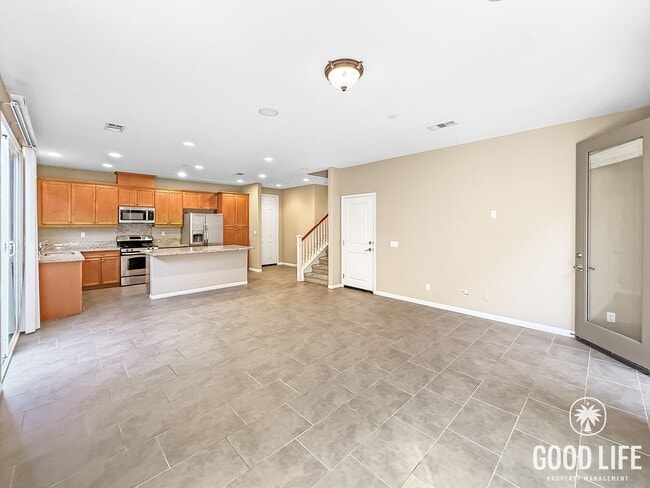 Building Photo - Stunning 4B/3BA house in San Elijo Hills!