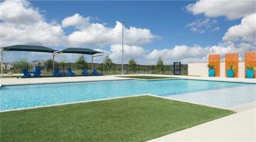 Building Photo - 121 Seminole Dr