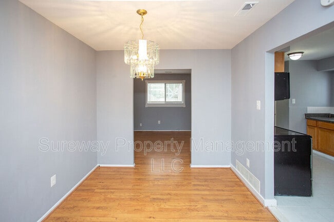 Building Photo - 22 Hamal Ct