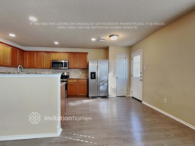 Building Photo - 2517 Buffalo Run