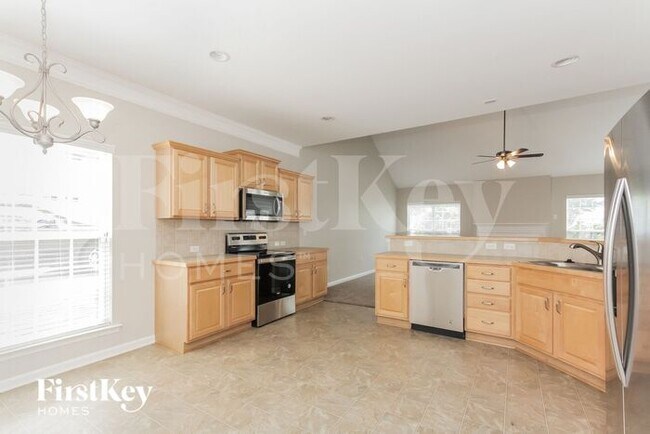 Building Photo - 104 Ivy Creek Ln