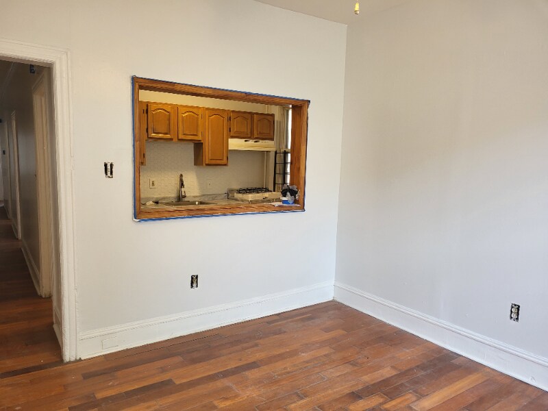 Building Photo - 4834 Sansom St