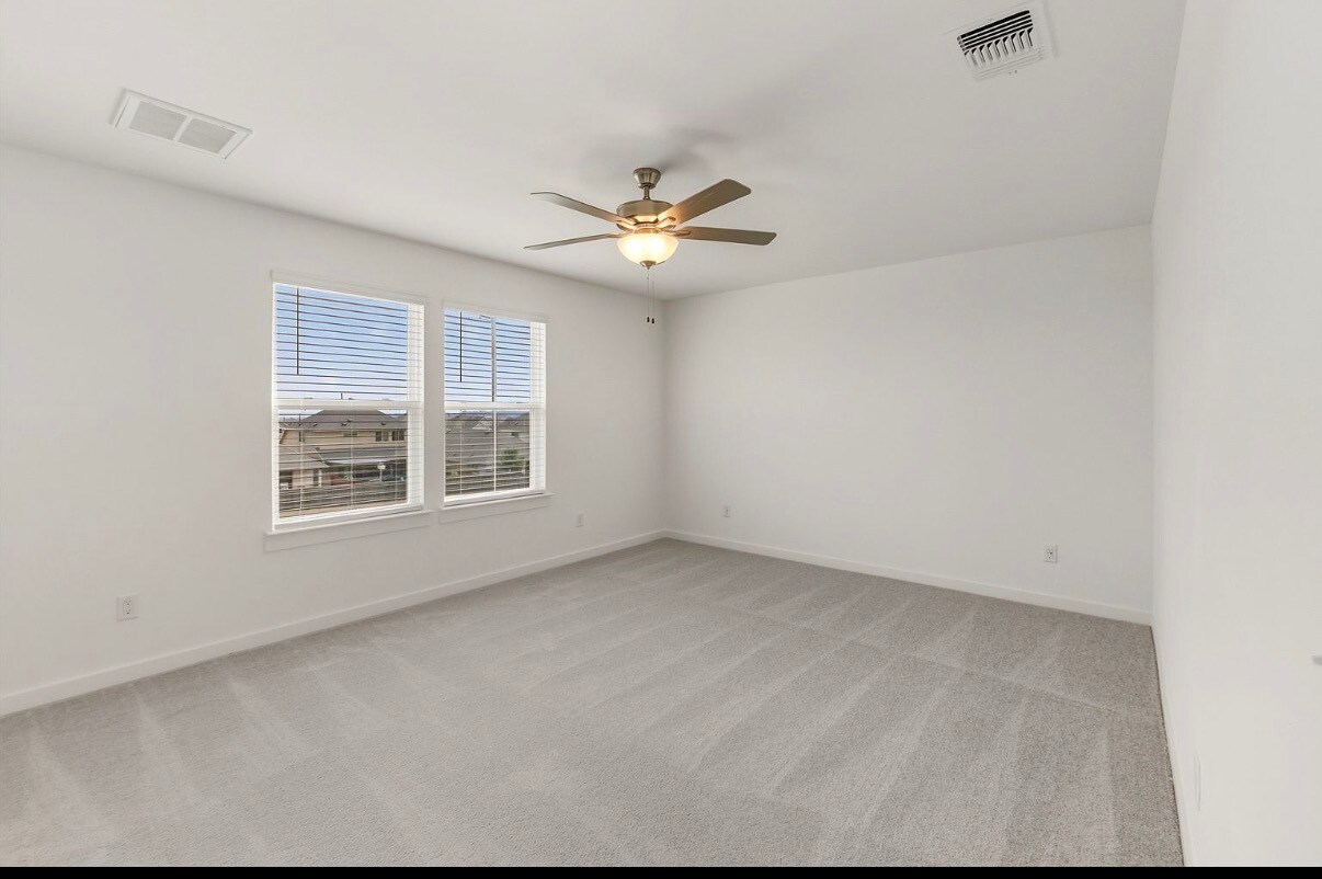 Building Photo - 480 Tailwind Dr