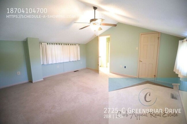 Building Photo - 2725 Greenbriar Dr