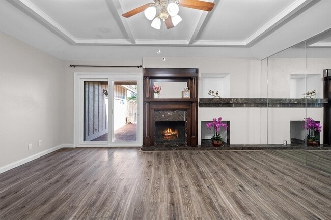 Building Photo - 2121 Sunrise Trail