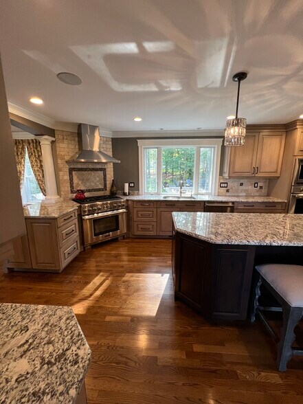 Building Photo - 5 Fawn Ln