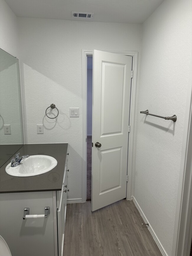 Building Photo - 3230 Carducci Dr