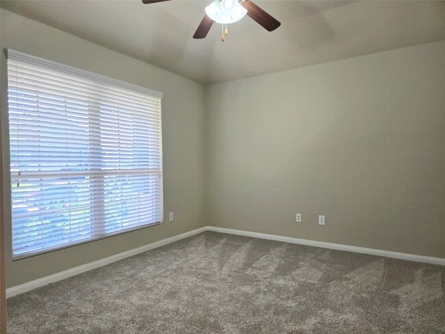 Building Photo - 12525 Canyon Hill Drive