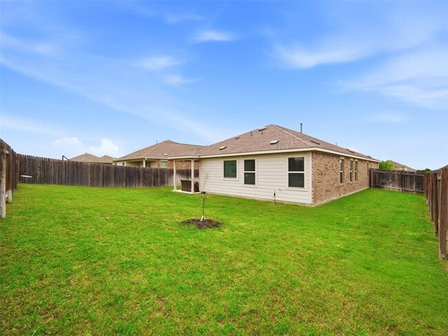 Building Photo - 21412 Wilmiller Ln