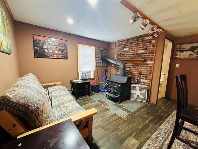 Building Photo - 74 Volney St