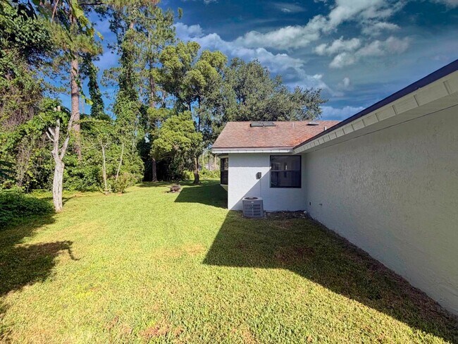 Building Photo - 38 Berkshire Ln