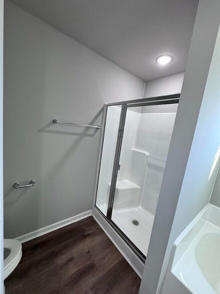 Building Photo - 405 Grand Oaks Dr