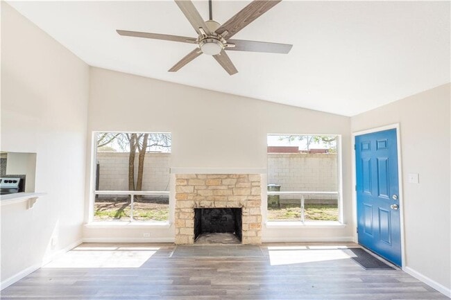 Building Photo - 10309 Burmaster Ln