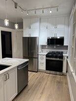 Building Photo - 2990 S Wentworth Ave