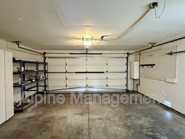 Building Photo - 2657 Kentworth Way