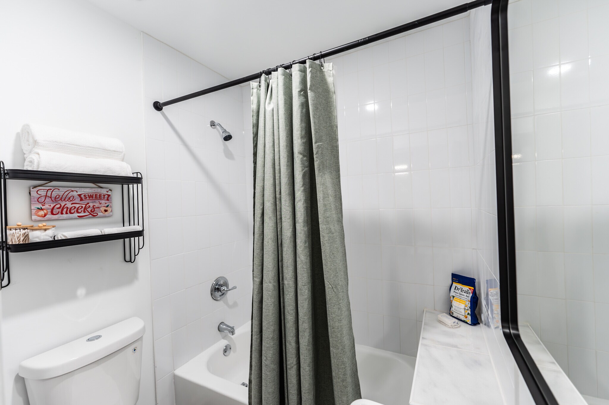 Building Photo - 1385 Epworth St SW