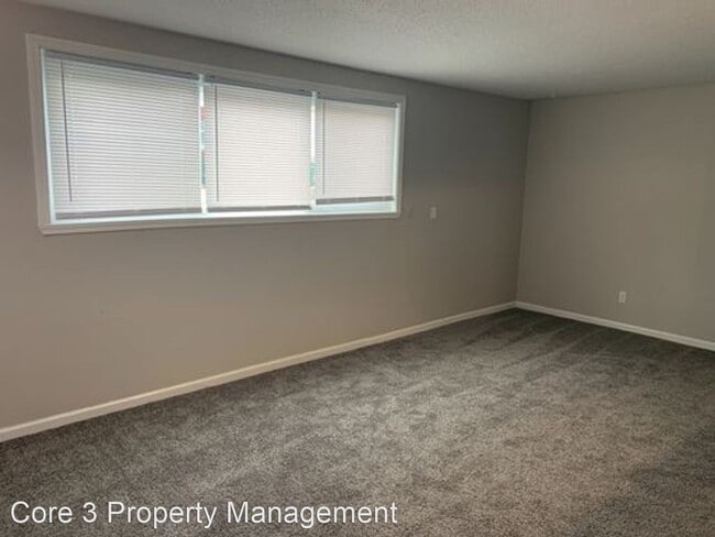 Building Photo - 2305 Cherry Hills Dr
