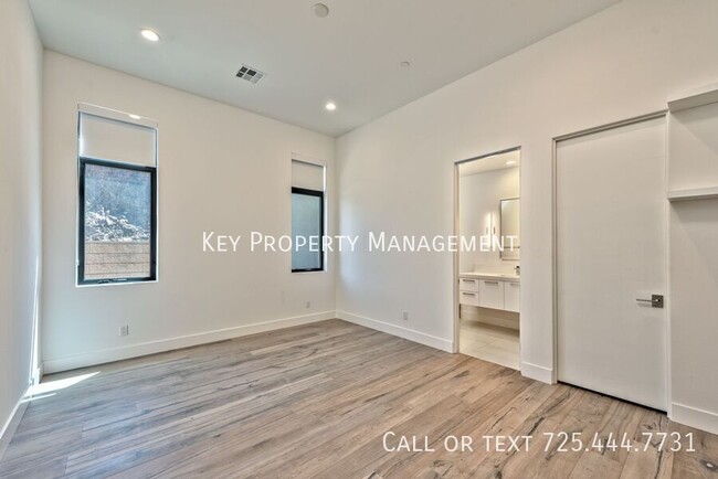 Building Photo - 702 Blackrock Rim Dr
