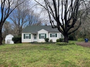 Building Photo - Perfect Home In Center of Winston-Salem!