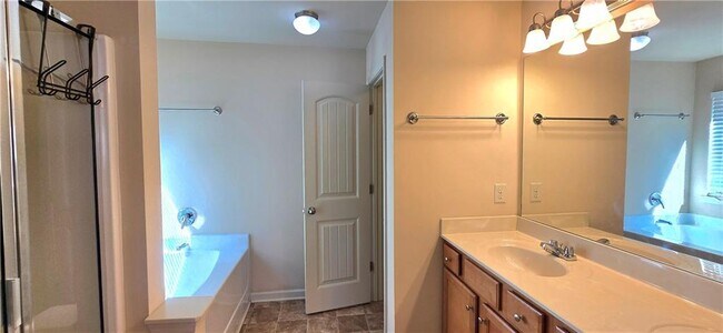 Building Photo - 2809 Woodward Down Trail