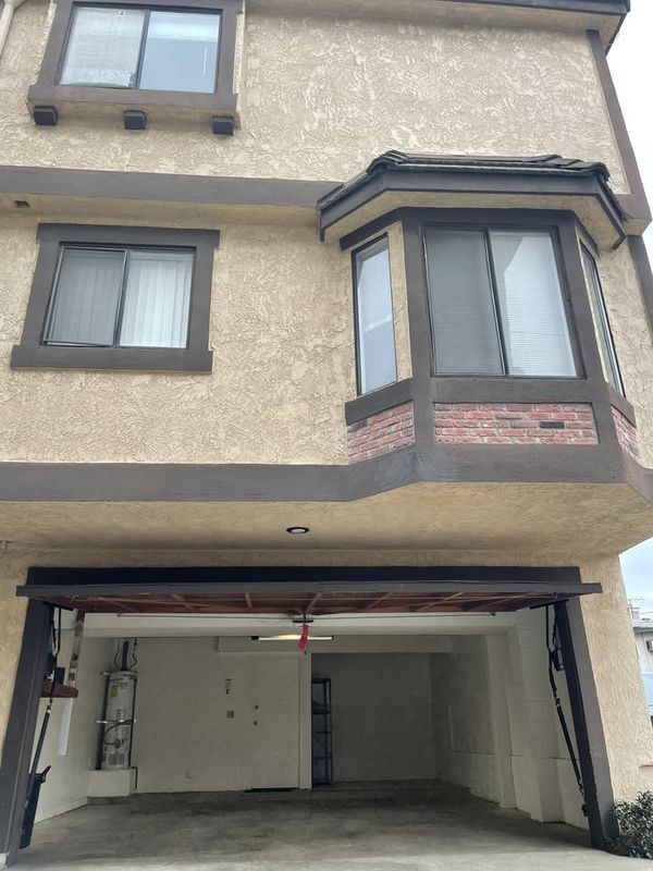 Building Photo - 821 S 2nd St