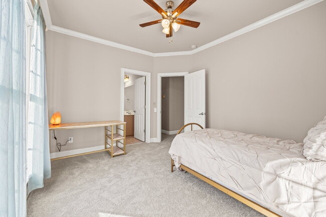 Building Photo - "Luxurious 4-Bed Oasis with Granite Countertops & Cozy Fireplace in Charlotte - 3914 Sq Ft of Ele...