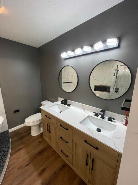 Building Photo - 2110 Bracey Cir