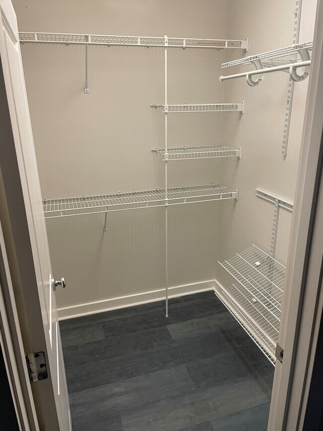 Building Photo - 1935 NE 50th Way