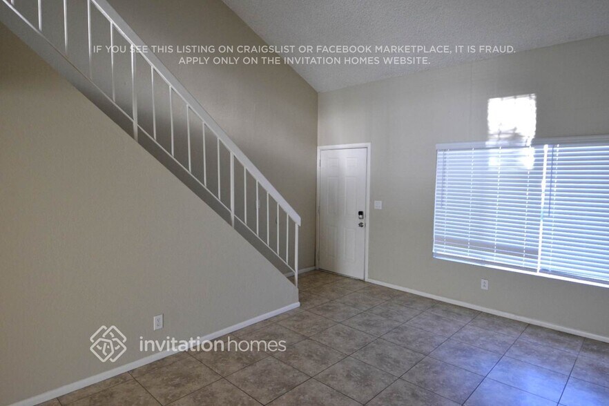 Building Photo - 2320 W Beck Ln