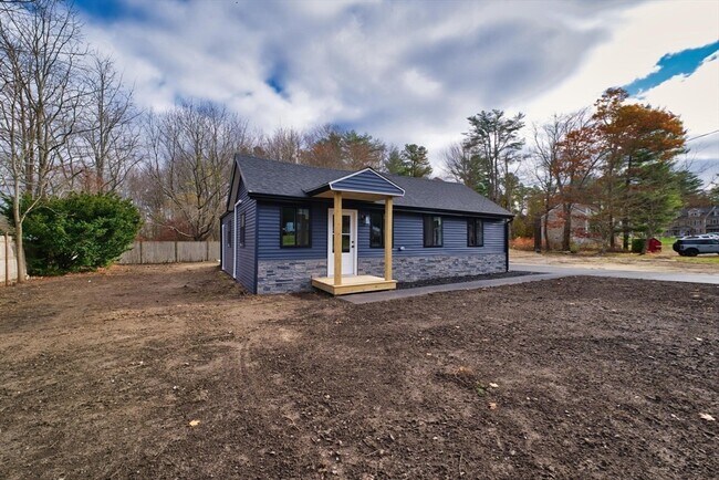 Building Photo - 4 Water St