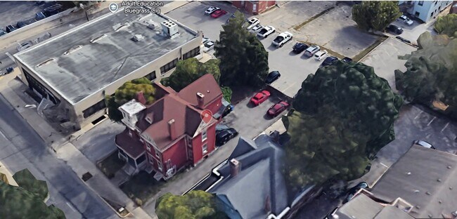 Building Photo - 312 S Upper St