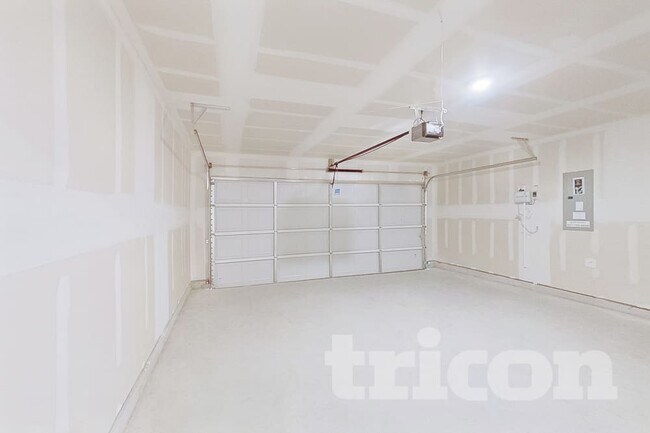 Building Photo - 1637 Baugh St