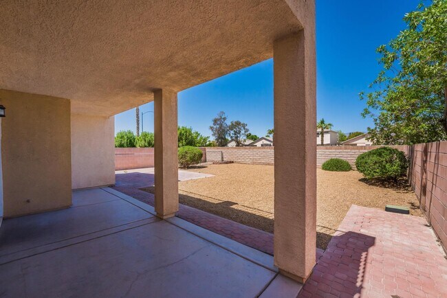 Building Photo - 4828 Whisper Lake Dr