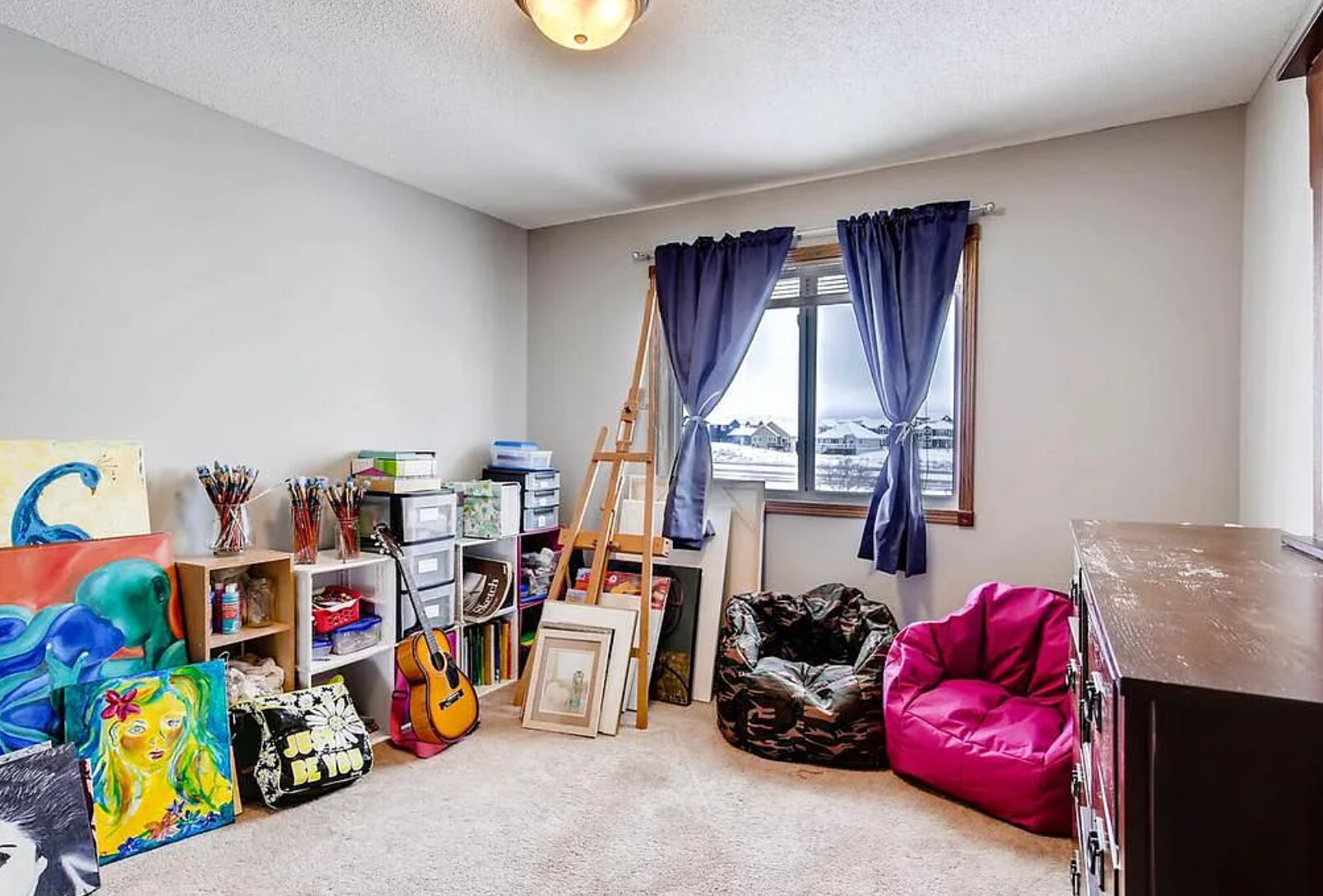 Building Photo - 19 Meadowlark Dr