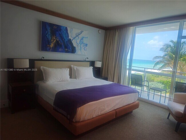 Building Photo - 6801 Collins Ave