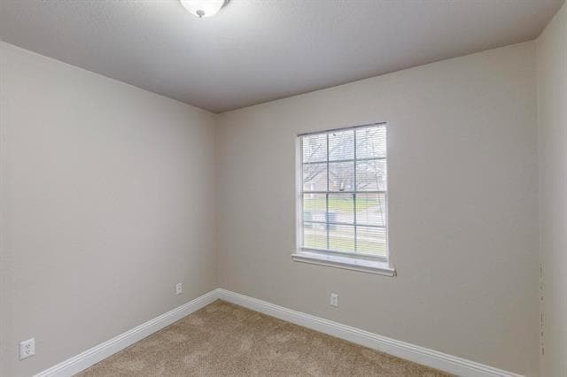 Building Photo - 3842 Commonwealth Dr