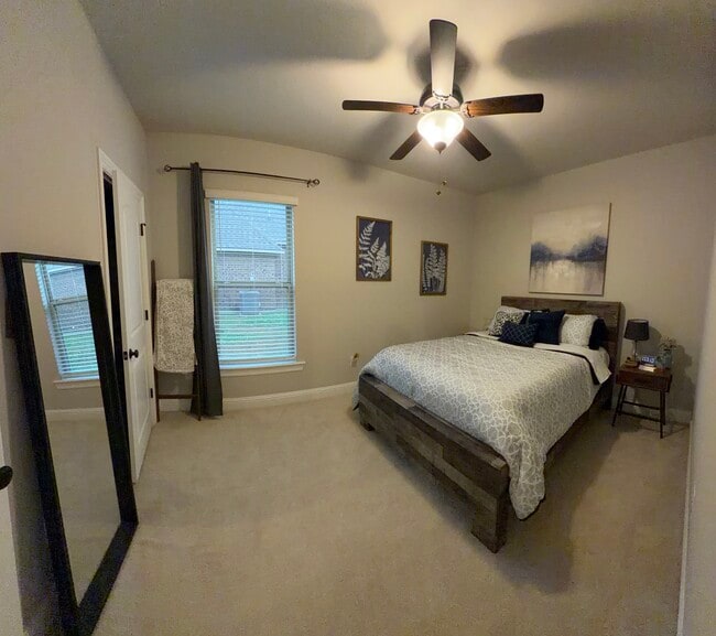 Building Photo - 3856 Sandbar Dr